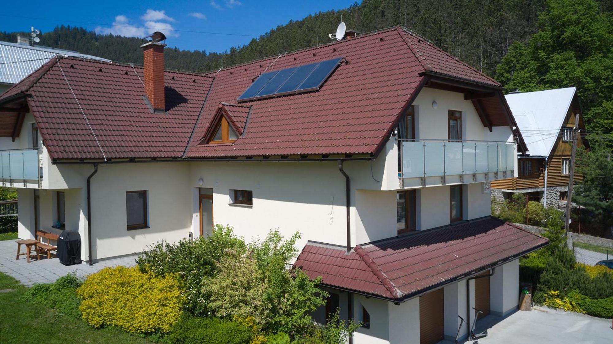 Penzion Emilia Ruzomberok Exterior foto